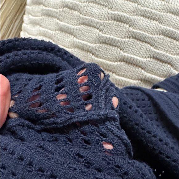 Yigal Azrouel  Navy Textured Women's Top - Picture 13 of 13